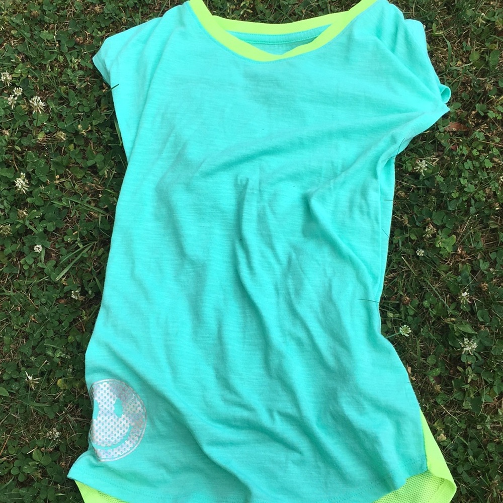 Green t shirt